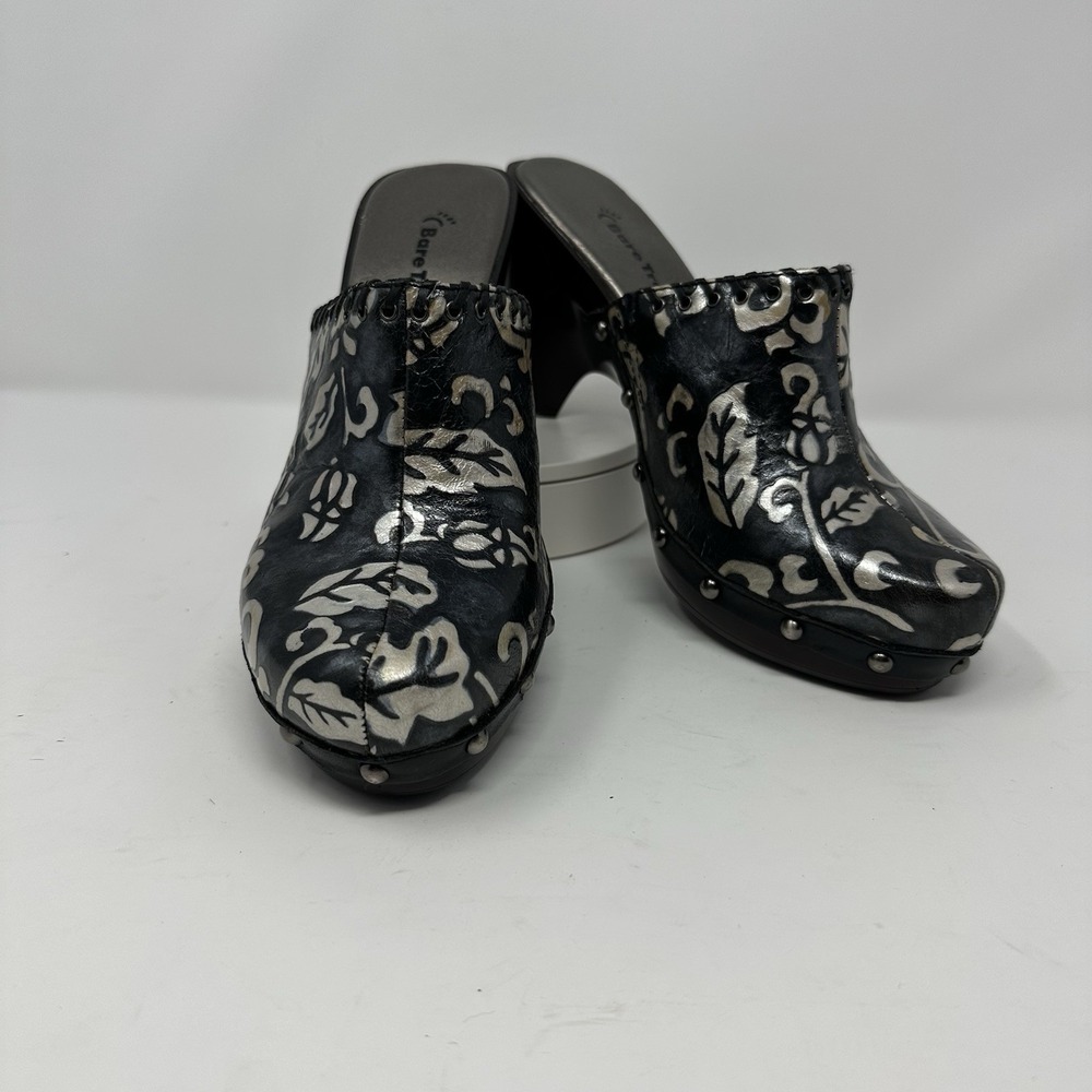 Bare Traps Ace Women's Leather Studded Clog/Heels Sz 8M